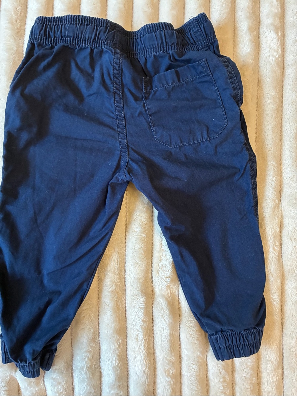 Carter’s 12M Fire Truck Outfit Set Thermal Shirt Navy Joggers Toddler - Picture 7 of 8
